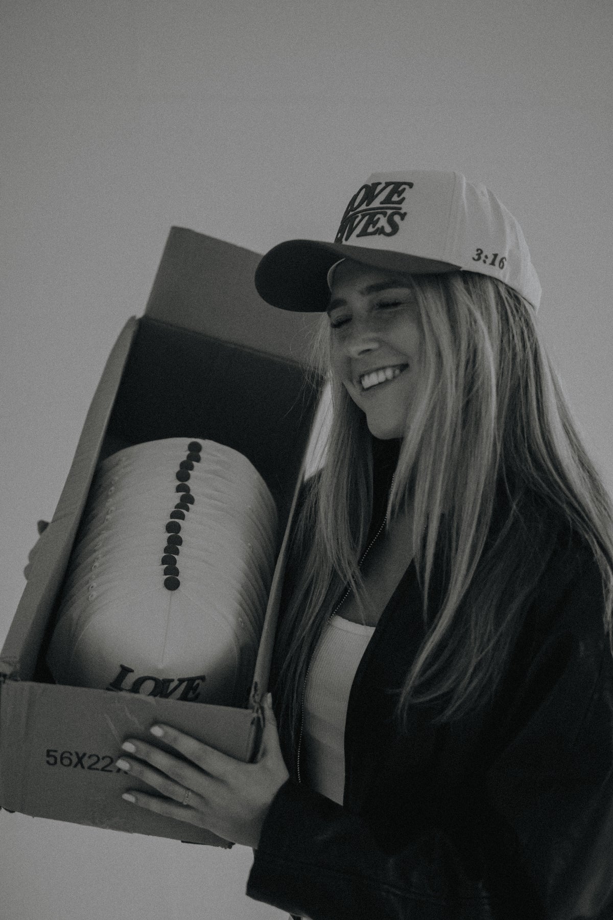 LOVE GIVES hat